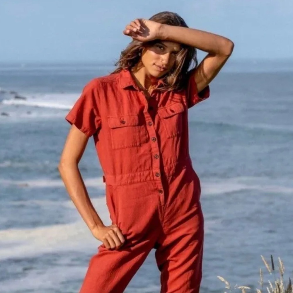 Best selling S.E.A. Suit by Outerknown. Organic cotton and linen.